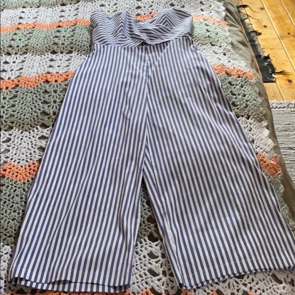 • FOREVER 21 • NWT striped blue & white jumpsuit